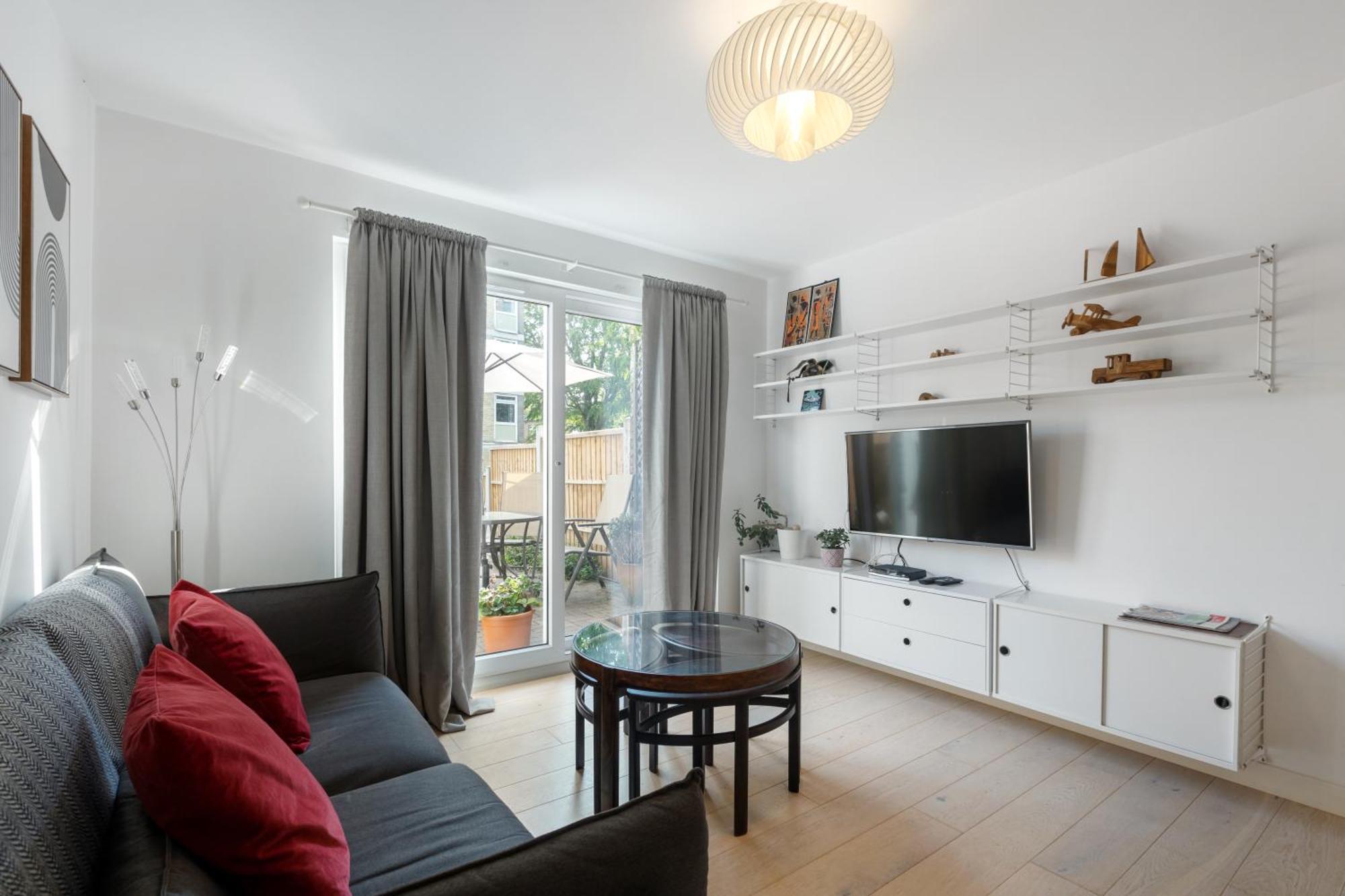 Hébergement de vacances 4 Bed 2 Bath - Modern Flat Right On Columbia Road!